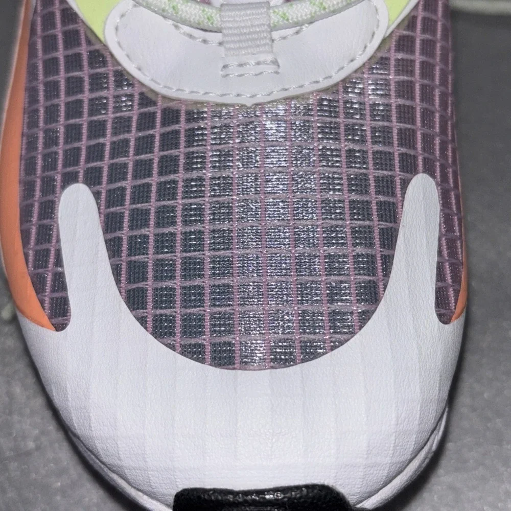 Nike Women's 5.5 Air Max 270 React SE Light Arctic Pink CJ0620-600 New Condition
